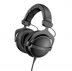 BEYERDYNAMIC Headphones for monitoring with high attenuation	DT 770 M