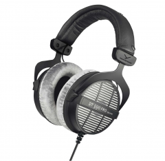 BEYERDYNAMIC Studio headphones for mixing and mastering	DT 990 PRO 